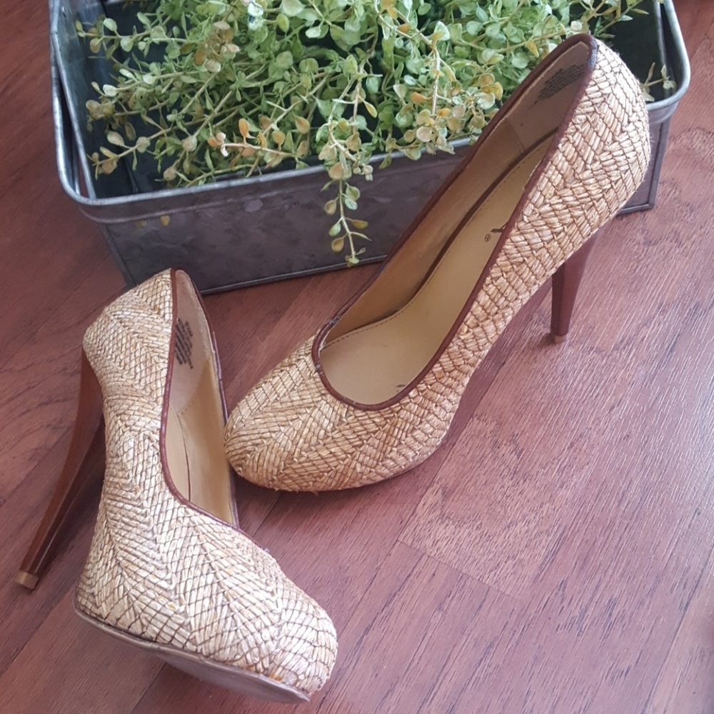 Neutral Heels
